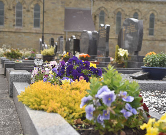 Funeral directors and funeral services in Newcastle, Kenton, Gosforth, Kingston Park, Great Park, Benton, Jesmond, Blakelaw, North Tyneside, Northumberland and Gateshead. Funeral advice on cremations, burials, home or venue services, coffins and flower arrangements.